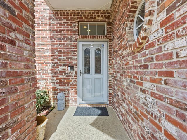 632 Lochngreen Trail, Arlington, TX 76012