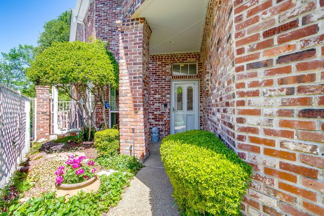 632 Lochngreen Trail, Arlington, TX 76012