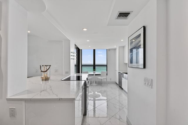 3610 S Ocean Boulevard 607, South Palm Beach, FL 33480