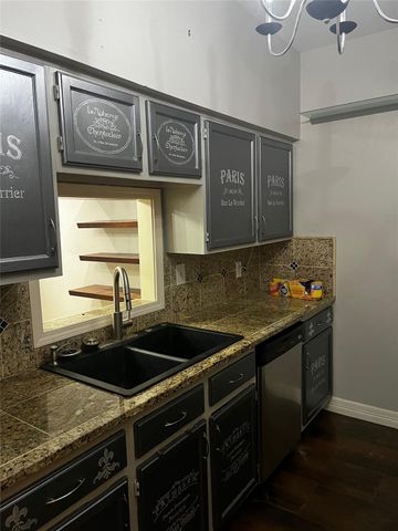 4001 Tanglewilde Street 1203, Houston, TX 77063