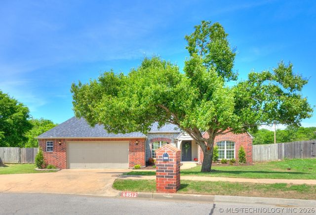 8512 N 100th East Avenue, Owasso, OK 74055
