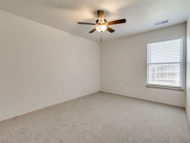 8512 N 100th East Avenue, Owasso, OK 74055