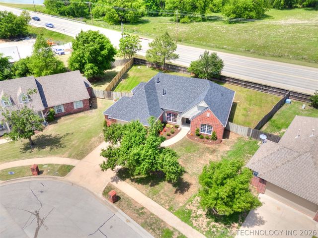 8512 N 100th East Avenue, Owasso, OK 74055
