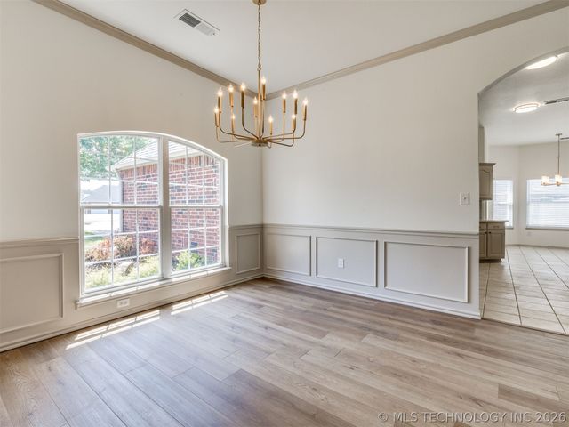 8512 N 100th East Avenue, Owasso, OK 74055