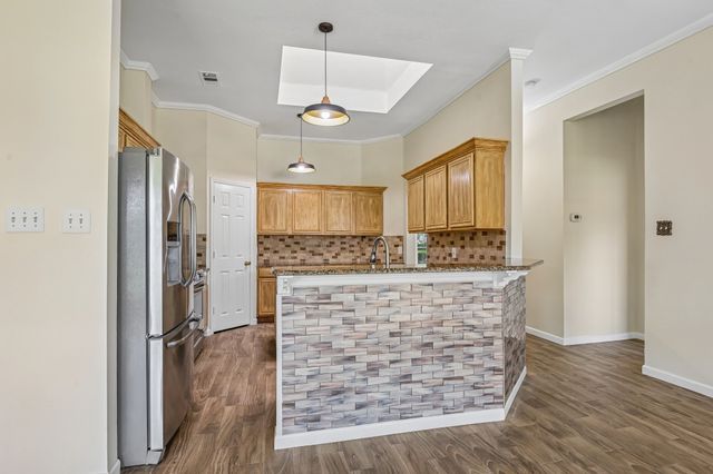7013 Stephanie Court, North Richland Hills, TX 76182
