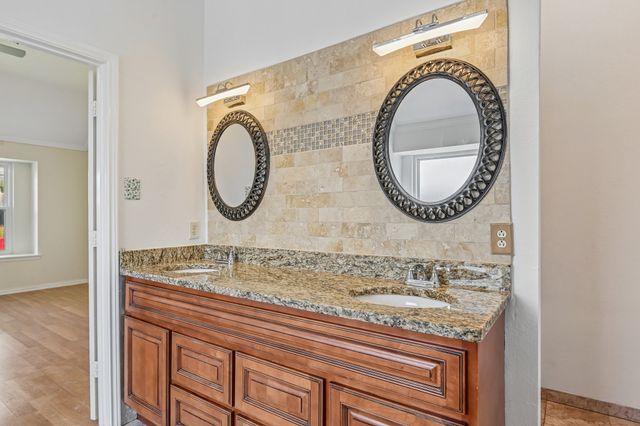 7013 Stephanie Court, North Richland Hills, TX 76182