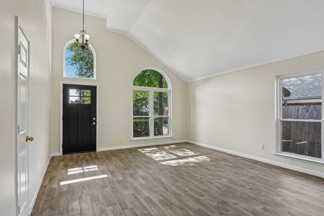 7013 Stephanie Court, North Richland Hills, TX 76182
