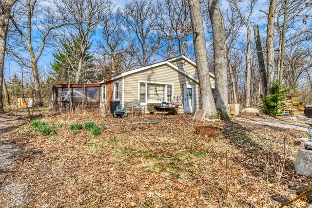 1705 Norfolk Avenue, Crete, IL 60417