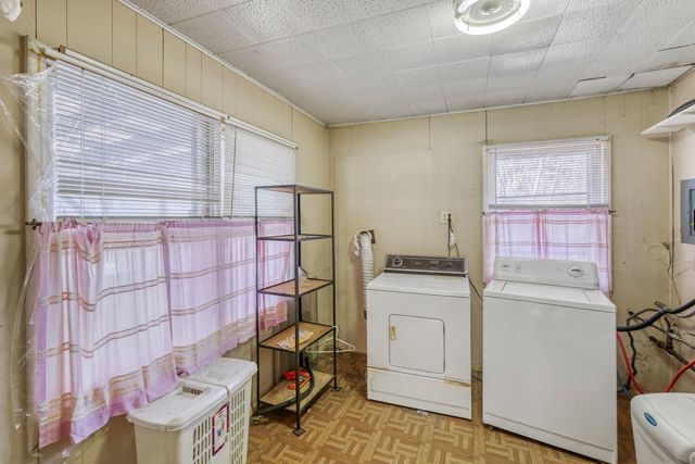 1705 Norfolk Avenue, Crete, IL 60417