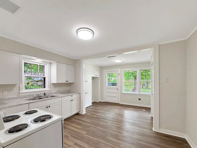 1310 ROOSEVELT Street, Malvern, AR 72104