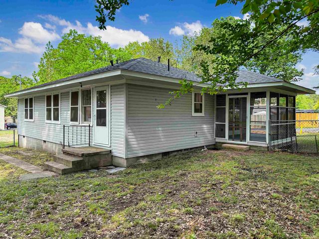 1310 ROOSEVELT Street, Malvern, AR 72104