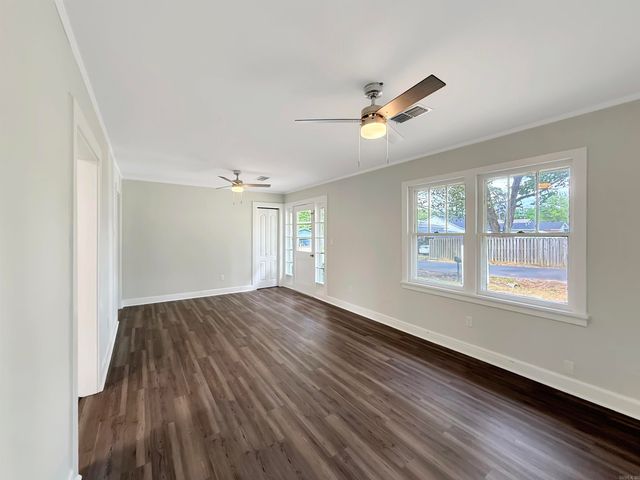 1310 ROOSEVELT Street, Malvern, AR 72104