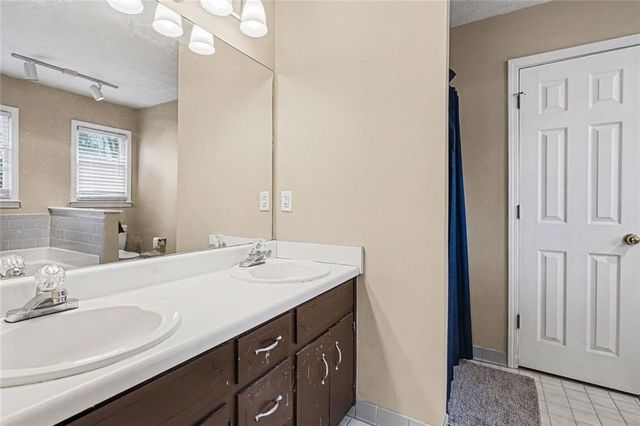 2645 Five Star Court, Snellville, GA 30039