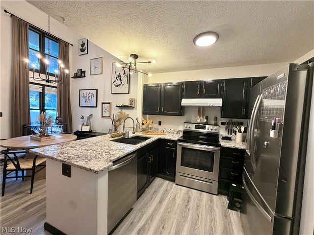 7493 Huntington Drive, Youngstown, OH 44512