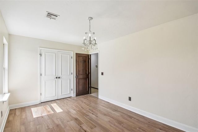 1028 Skyline Boulevard, Edmond, OK 73025