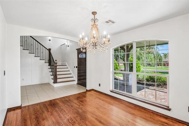 1028 Skyline Boulevard, Edmond, OK 73025