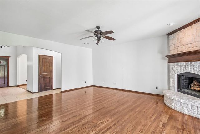 1028 Skyline Boulevard, Edmond, OK 73025