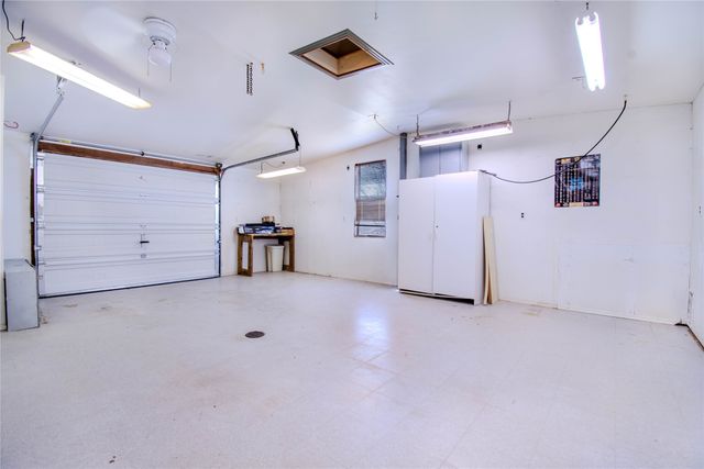 125 Hyde Away Lane, Weatherford, TX 76085