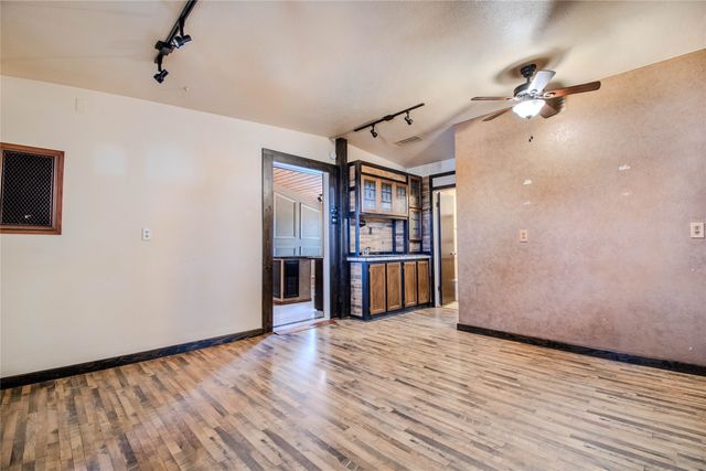 125 Hyde Away Lane, Weatherford, TX 76085