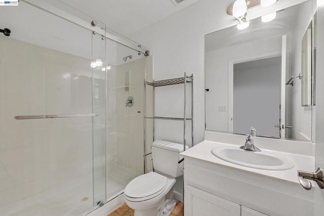 1594 Tucker St 56, Oakland, CA 94603