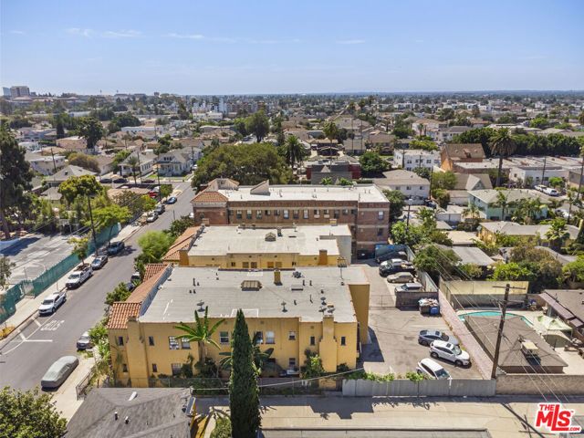 2717 S Budlong Avenue, Los Angeles, CA 90007