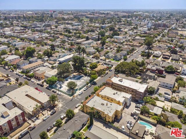 2717 S Budlong Avenue, Los Angeles, CA 90007