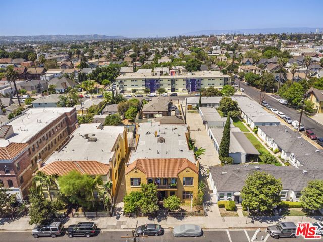 2717 S Budlong Avenue, Los Angeles, CA 90007