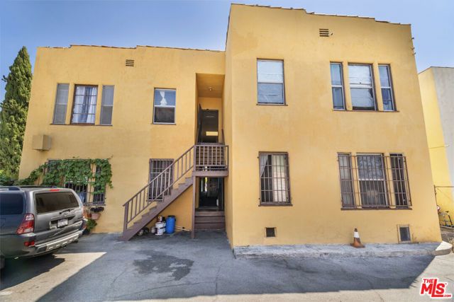 2717 S Budlong Avenue, Los Angeles, CA 90007