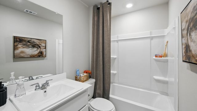 275 RAINWATER Lane, Bridgeport, TX 76246