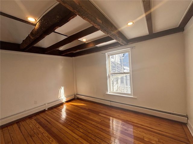 712 Hope Street 2, Bristol, RI 02809