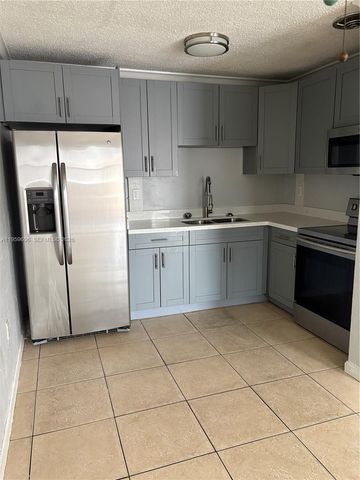 2924 NW 132nd Ter, Opa-locka, FL 33054