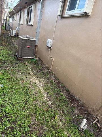 2924 NW 132nd Ter, Opa-locka, FL 33054