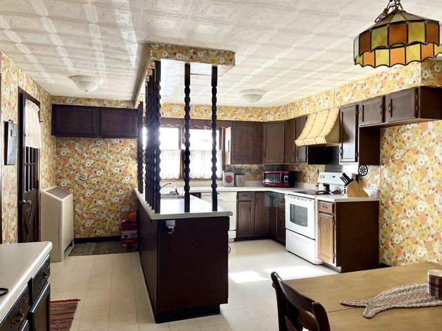 224 N MADISON STREET, Coloma, WI 54930