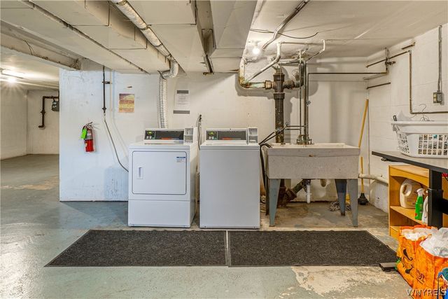 90 Old Lyme Drive 6, Amherst, NY 14221