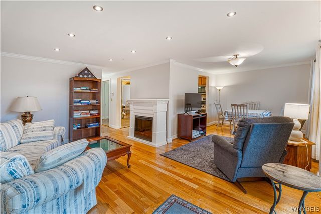 90 Old Lyme Drive 6, Amherst, NY 14221