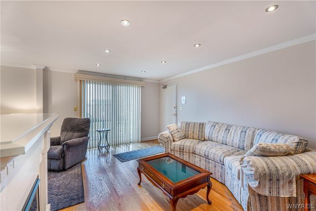 90 Old Lyme Drive 6, Amherst, NY 14221