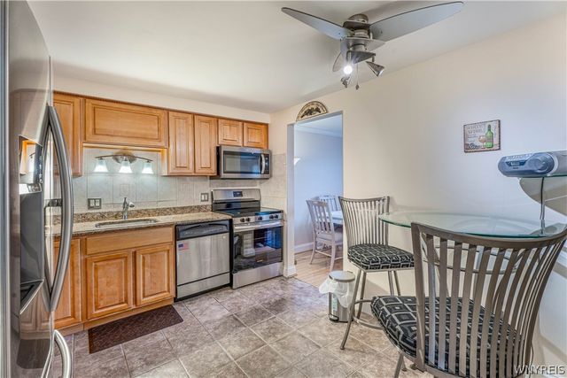 90 Old Lyme Drive 6, Amherst, NY 14221