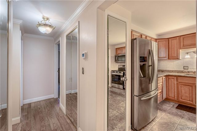 90 Old Lyme Drive 6, Amherst, NY 14221