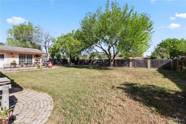 1216 W Iris Avenue, Mcallen, TX 78501