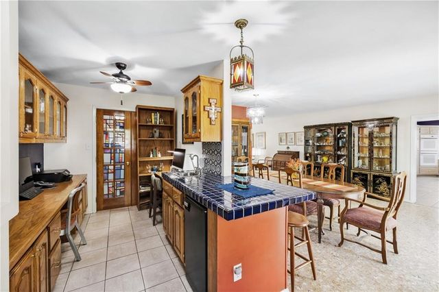 1216 W Iris Avenue, Mcallen, TX 78501