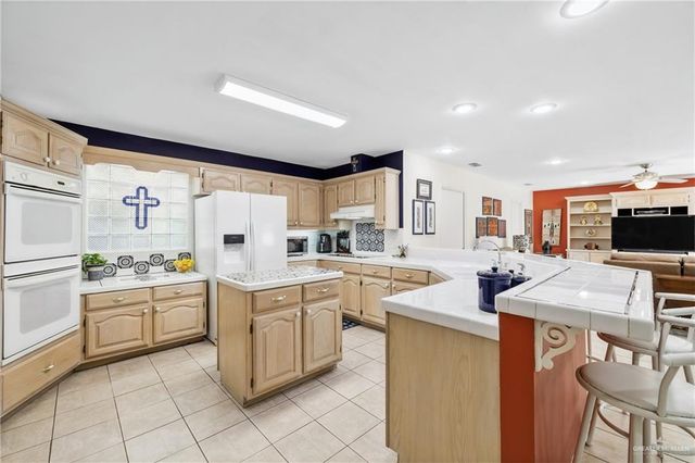 1216 W Iris Avenue, Mcallen, TX 78501