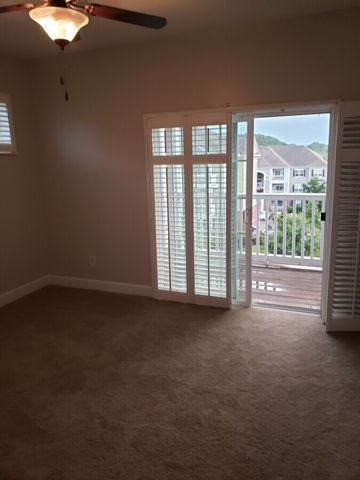 8201 Lenox Creekside Dr Unit 9, Antioch, TN 37013