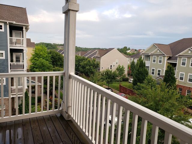 8201 Lenox Creekside Dr Unit 9, Antioch, TN 37013