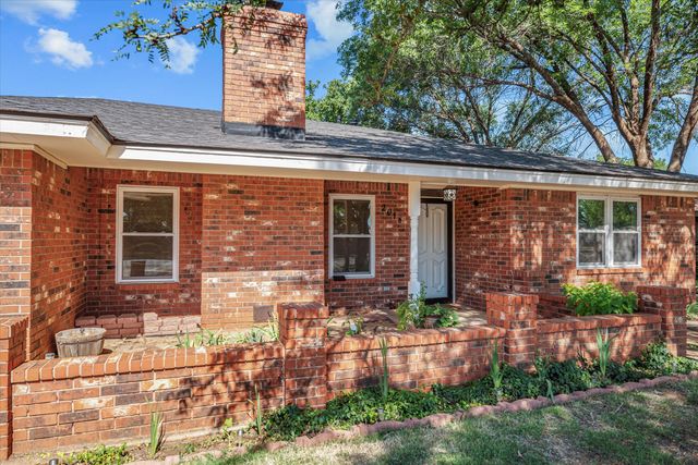 2018 Mustang Drive, Levelland, TX 79336