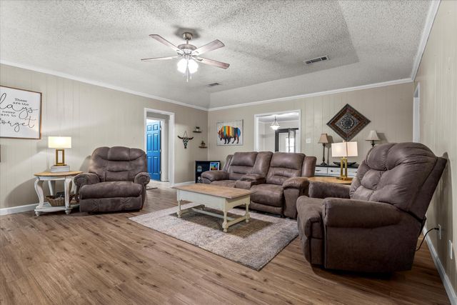 2018 Mustang Drive, Levelland, TX 79336