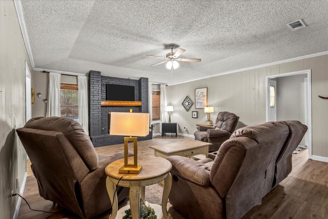 2018 Mustang Drive, Levelland, TX 79336