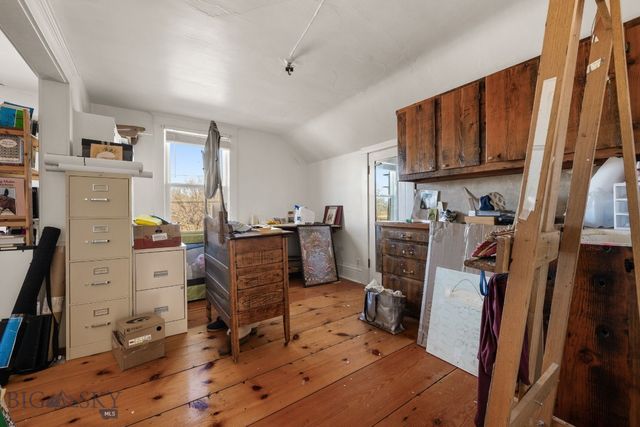 923 S Washington Street, Dillon, MT 59725