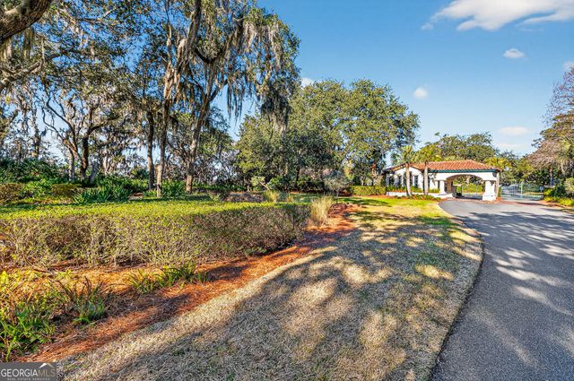 105 Hawkins Island Circle, St. Simons, GA 31522