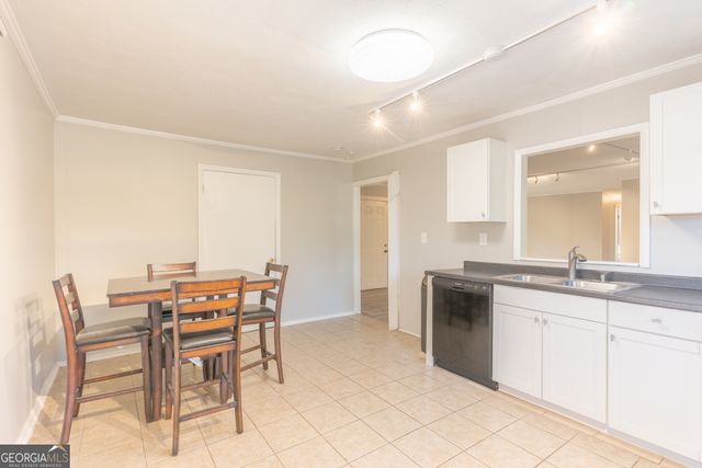 2290 Pinetree Lane NE, Conyers, GA 30012