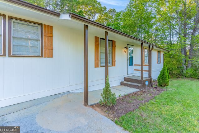 2290 Pinetree Lane NE, Conyers, GA 30012